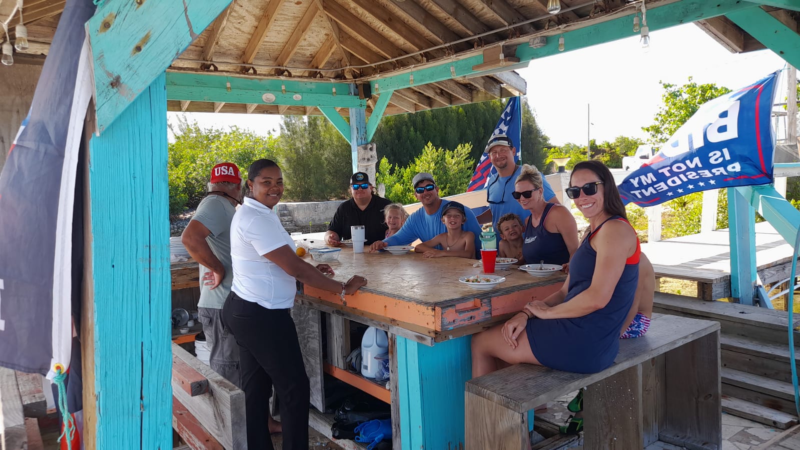 Lee’s Taxi Service